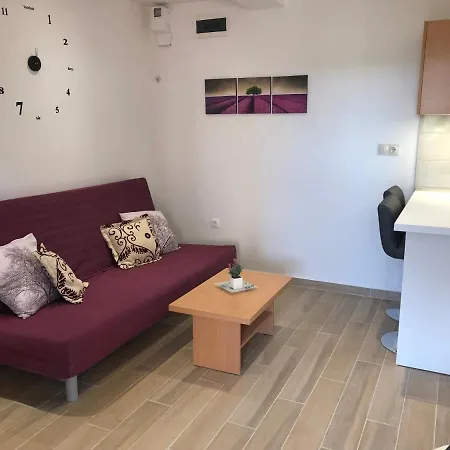 Lucie1 Apartmán Biograd Na Moru