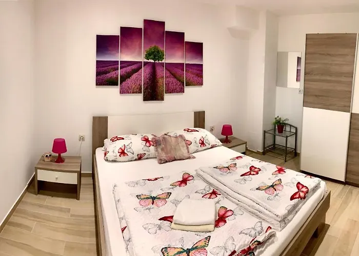 Lucie1 Biograd Na Moru